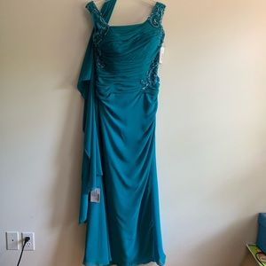 VENUS Designer Gown